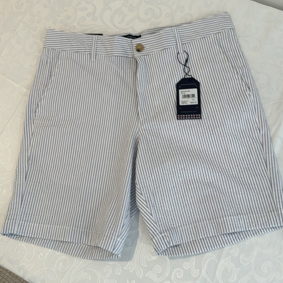 Ben Sherman Seersucker Shorts. Size 32 - Picture 6 of 13